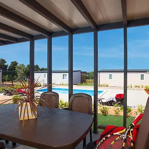 Feriepark Adria Mobile Homes In Kastanija